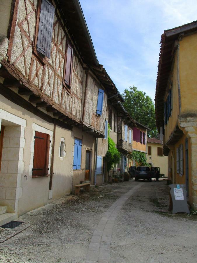 Апартаменты Bienvenue Dans Notre Petit Paradis Pelleport Экстерьер фото